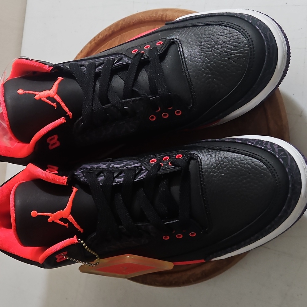 Nike Air Jordan 3 Retro Crimson MENS 9.5 W/BOX 🔥🔥🔥NWT RARE NEVER WORN🔥🔥🔥 - Picture 7 of 11